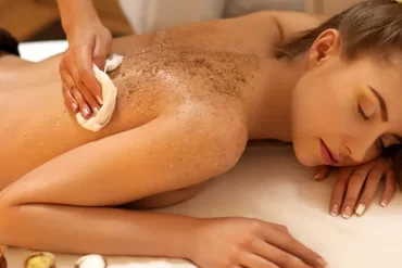 Body Scrub & Relaxing Massage